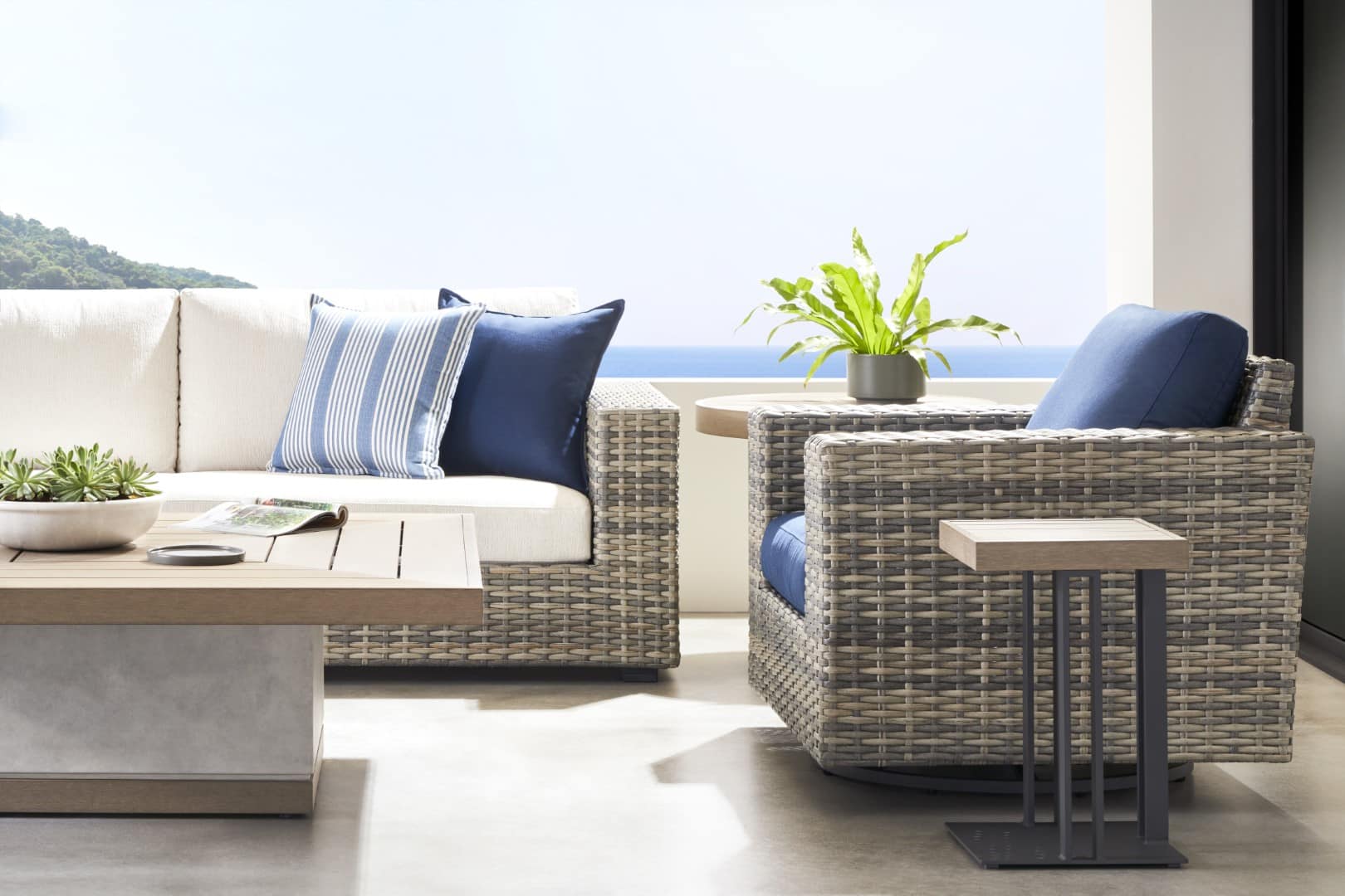 Coastal Interior Design, Coastal Interior Design: Embracing Breezy Elegance by the Beach, BY DESIGN furniture + interior design