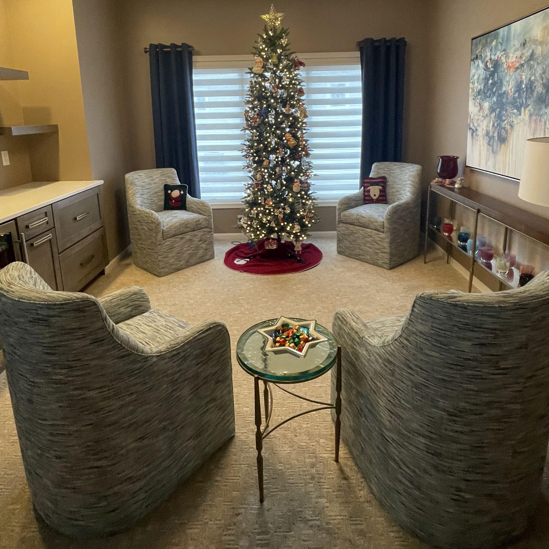 Laura Review Picture from Mary Ellen