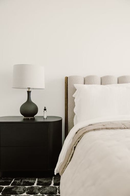 airbnbkingbed1