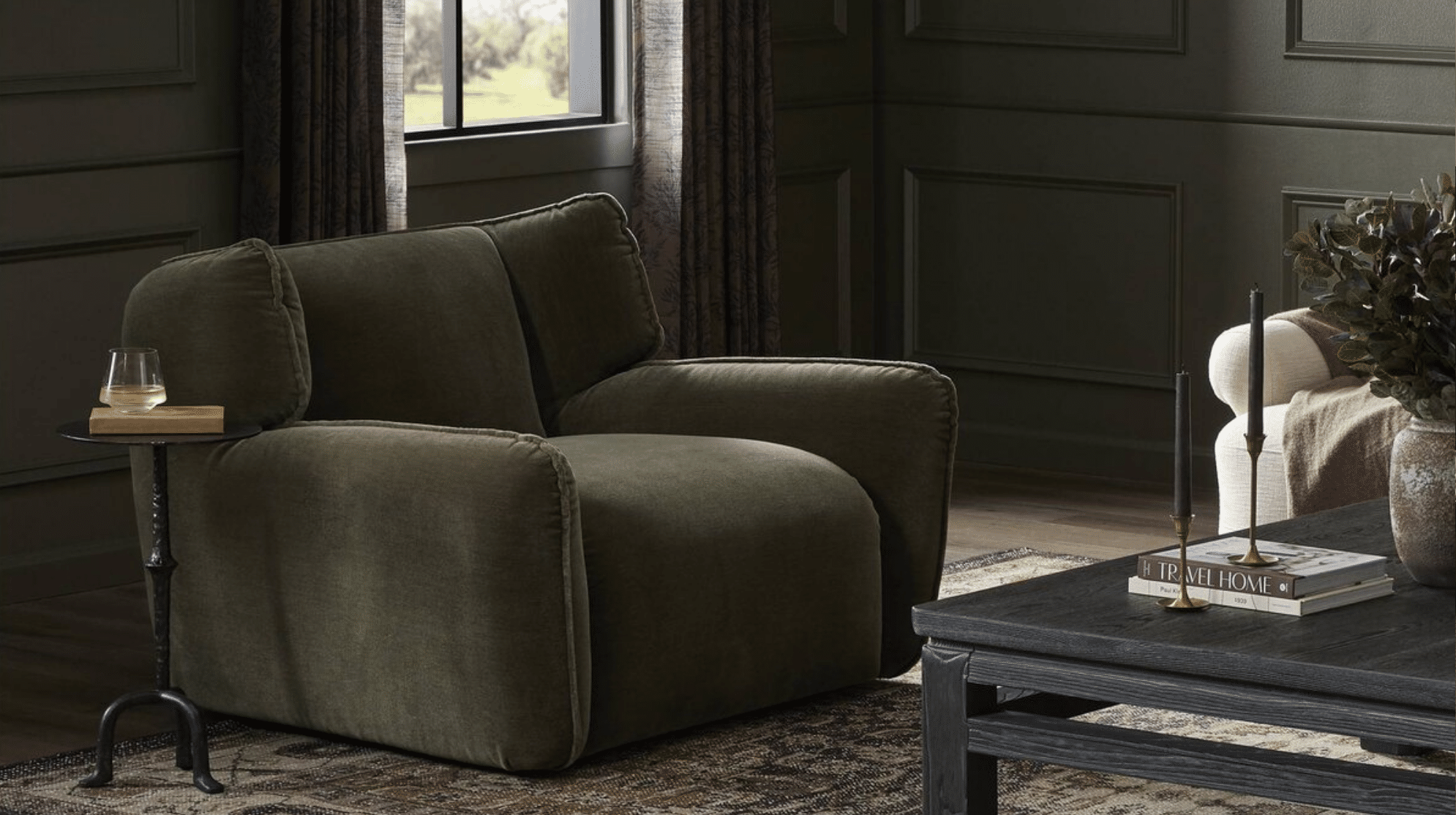 2025 interior design trend moss green