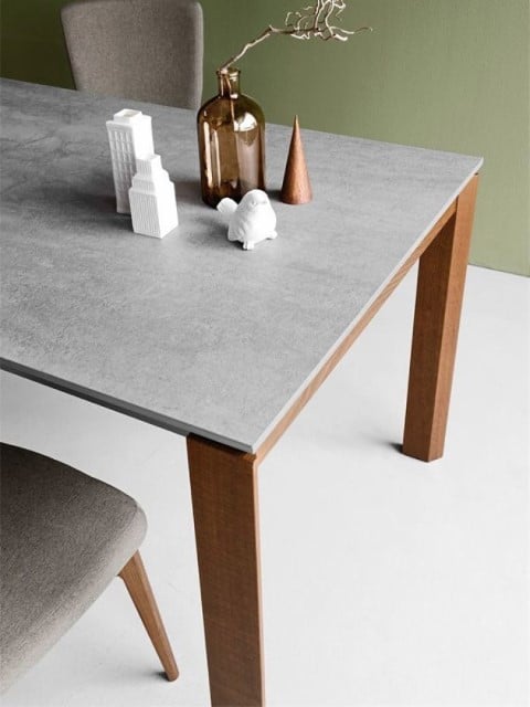 eminence dining table